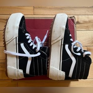 Women’s platform Vans
